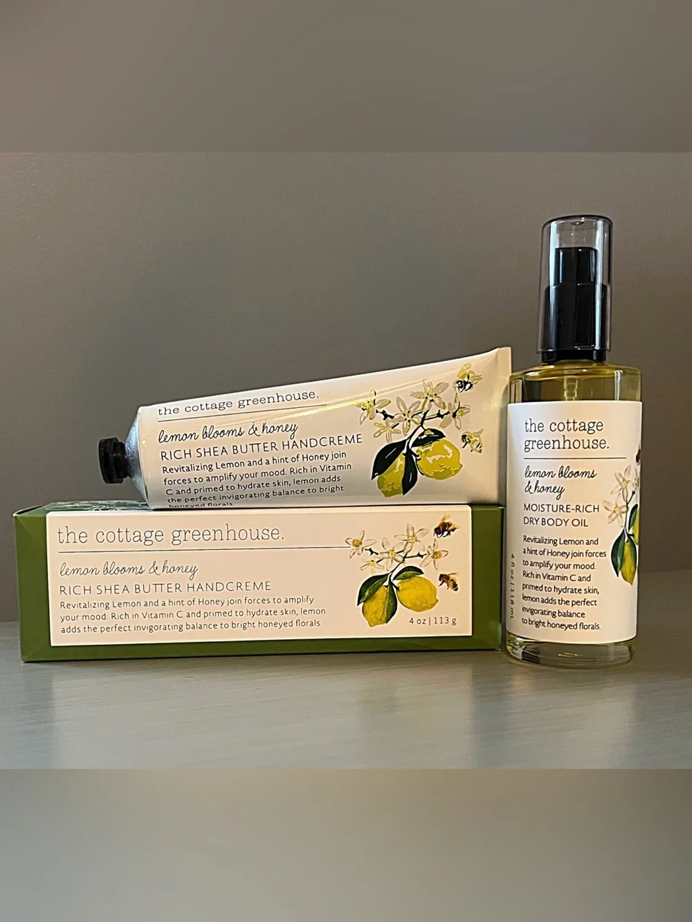 The Cottage Greenhouse Lemon Blooms Honey Margot Elena Body Oil Spray Handcreme